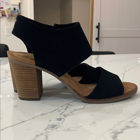 TOMS Women's Black Majorca Cutout Sandal Size 11 - Picture 3 of 6